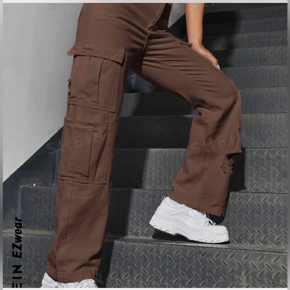 Women's SHEIN brown distressed Cargo Pants - Picture 3 of 8
